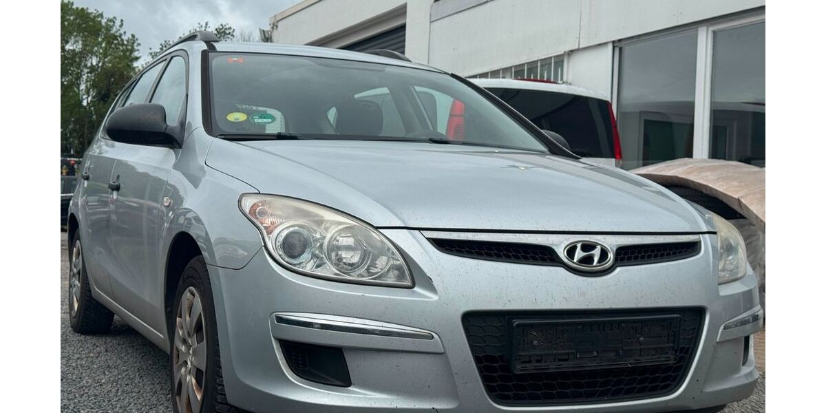 Hyundai i30 266.939 km 1.250 &euro; Düren 52349