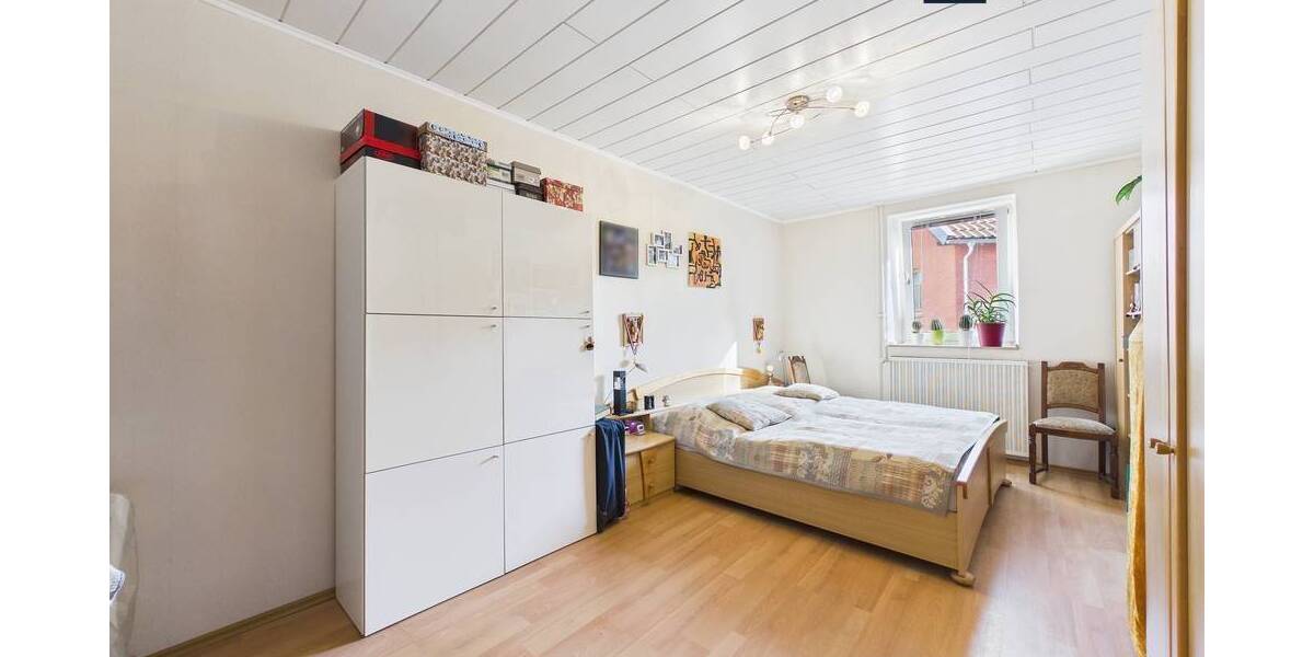 Mehrfamilienhaus, Wohnhaus Herzogenrath - 6 Zimmer, 219 m&sup2;, 299.000&euro; | Angebot:26217861