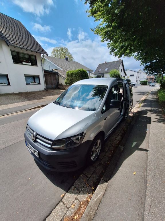 VW Caddy 247.000 km 8.000 € Roetgen 52159