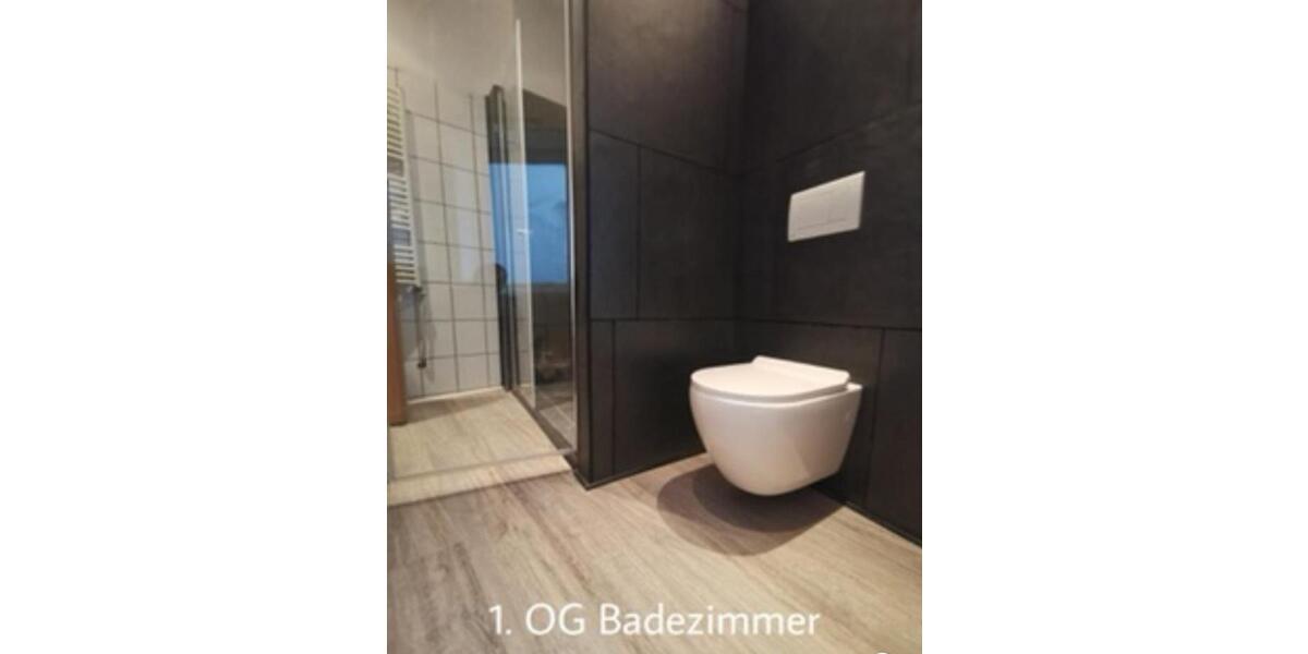 Zentral gelegenes Reihenhaus teilsaniert in Düren 5 zimmer