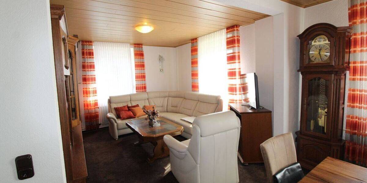 Mehrfamilienhaus, Wohnhaus Geilenkirchen Lindern - 6 Zimmer, 124 m&sup2;, 229.000&euro; | Angebot:25728232