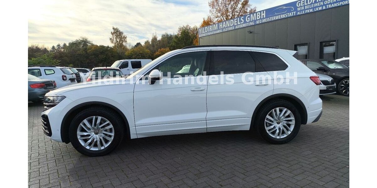VW Touareg 9.741 km 66.100 € Alsdorf (Nordrhein-Westfalen) 52477