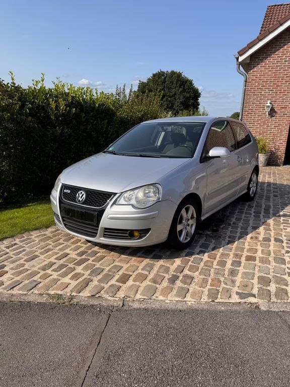 VW Polo 317.000 km 1.200 € Aachen 52074