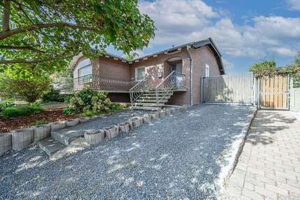 Haus zum Kaufen in Selfkant Wehr 429.800 € 143.62 m²