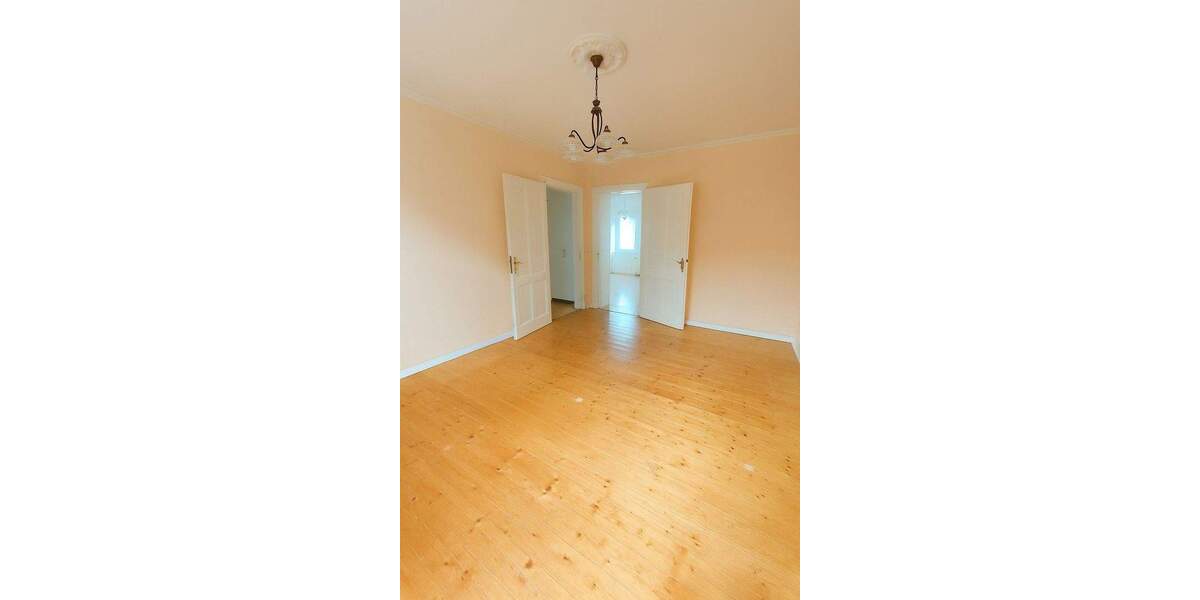 Einfamilienhaus Herzogenrath - 6 Zimmer, 131 m&sup2;, 169.000&euro; | Angebot:25760469