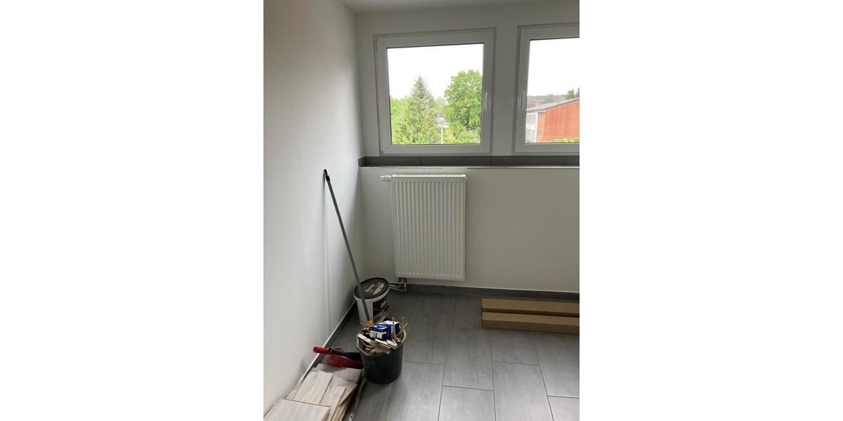 Dachgeschoßwohnung Stolberg (Rheinland) - 2 Zimmer, 45 m&sup2;, 400&euro; | Angebot:26446410