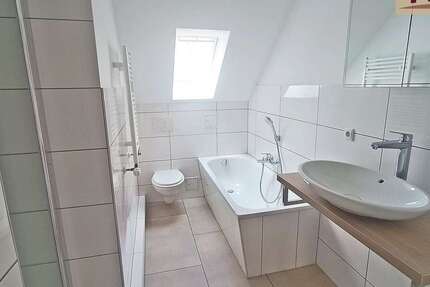 Wohnung Aachen Eilendorf - 5 Zimmer, 75 m&sup2;, 215.000&euro; | Angebot:22985893