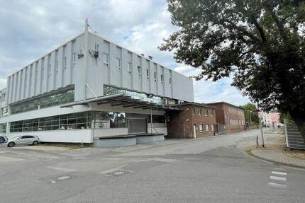 Moderner Gewerbepark mit über 11.000 m² Büro-, Lager- und Produktionsfläche zimmer