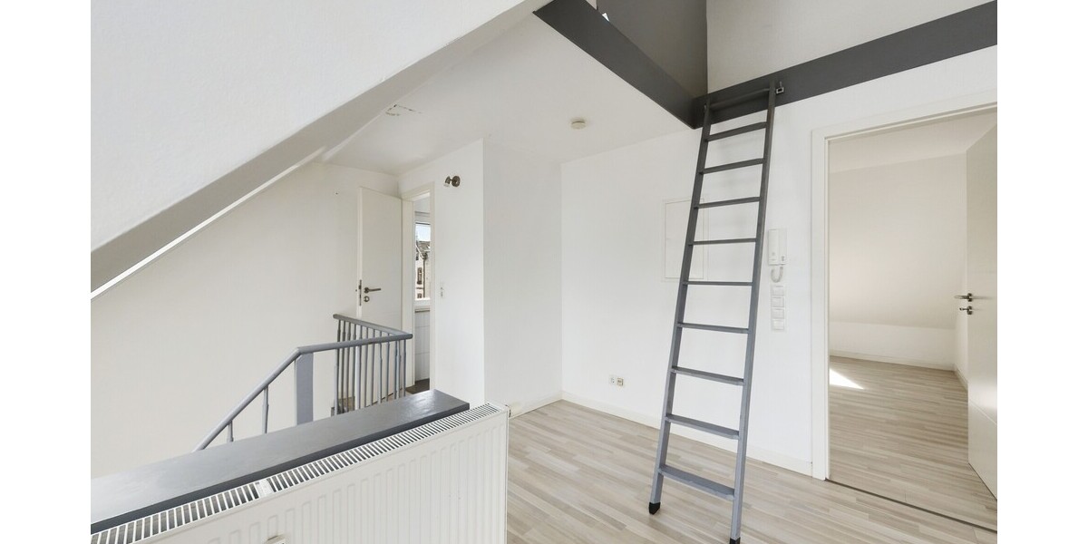 Stolberg-Breinig – Dachgeschoss mit Attitüde. Sofort bezugsfrei. - Dachgeschoßwohnung Stolberg (Rheinland) / Breinig Breinig | Angebot:27003204