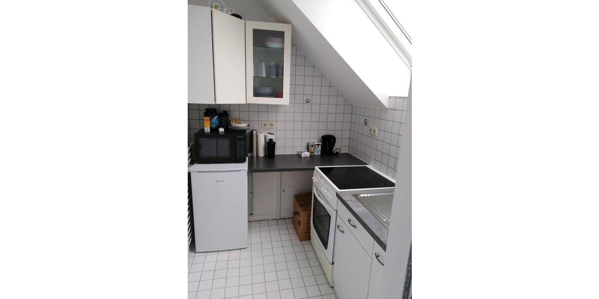 Dachgeschoßwohnung Aachen Aachen-Mitte - 1 Zimmer, 25 m&sup2;, 280&euro; | Angebot:25824088