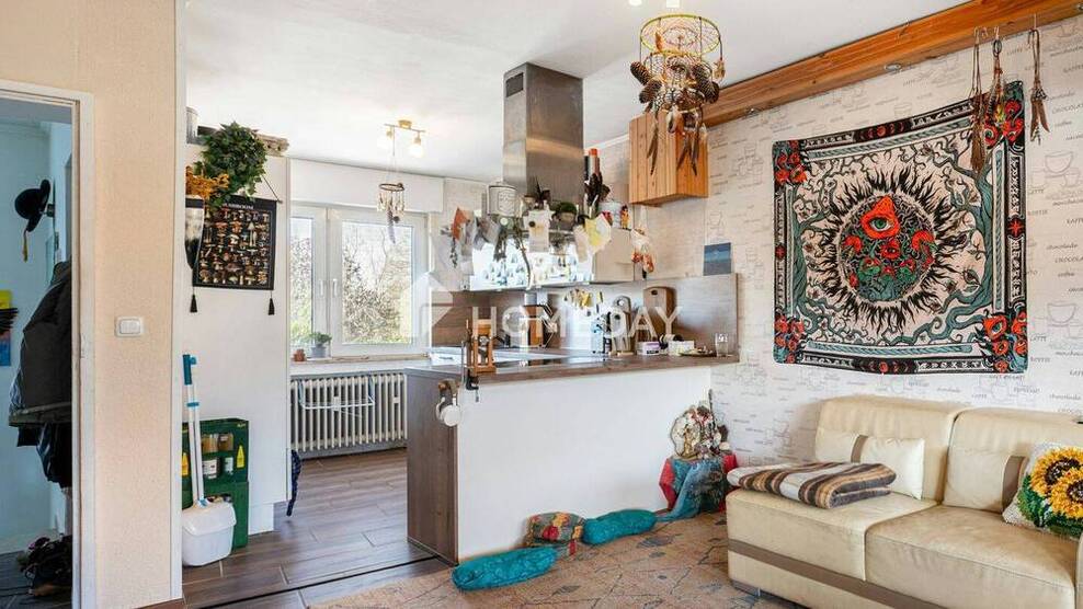 Raum für die ganze Familie - Charmantes Zweifamilienhaus mit Gartenidylle