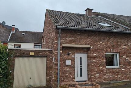 Haus Aachen Aachen-Mitte - 3.5 Zimmer, 108 m&sup2;, 1.250&euro; | Angebot:26025205