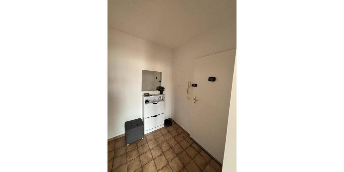 Einfamilienhaus Aachen Aachen-Mitte - 2 Zimmer, 70 m&sup2;, 980&euro; | Angebot:25595851