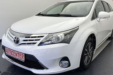 Toyota Avensis 153.000 km 8.990 &euro; Stolberg 52222
