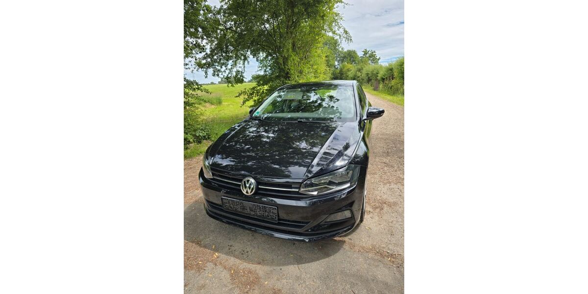 VW Polo 105.021 km 11.999 &euro; Aachen 52076