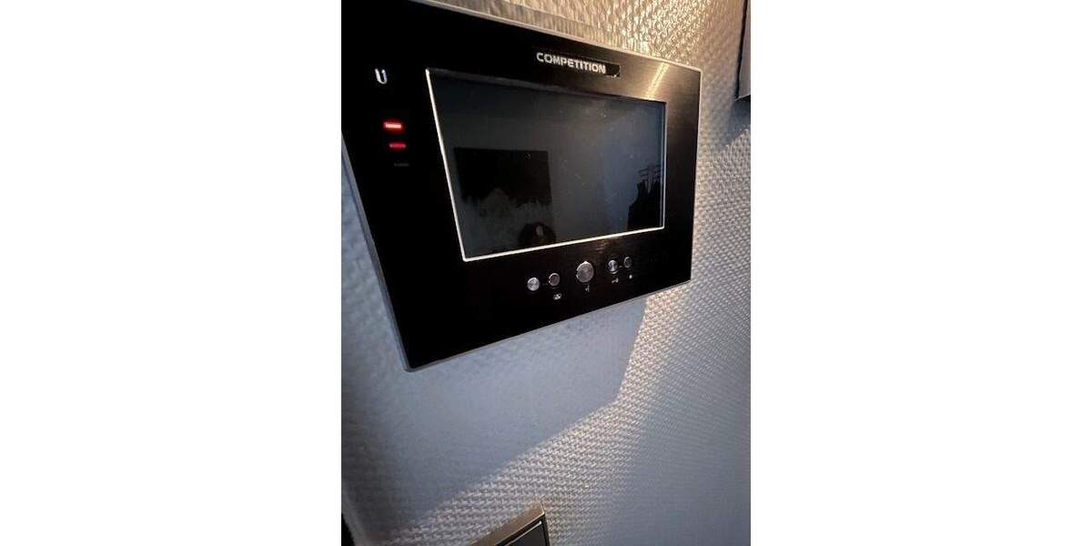 200 m² Eigentümerwohnung + 3 Mieteinheiten, Garage, Wintergarten uvm. 9 zimmer