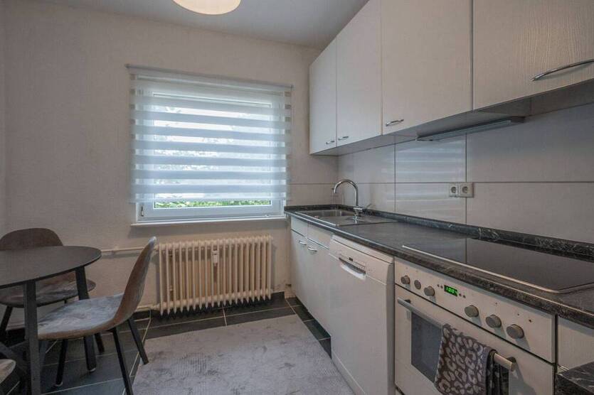 Helle 4-Zimmer-Eigentumswohnung mit Garten, Tageslichtbad und flexible Raumgestaltung
