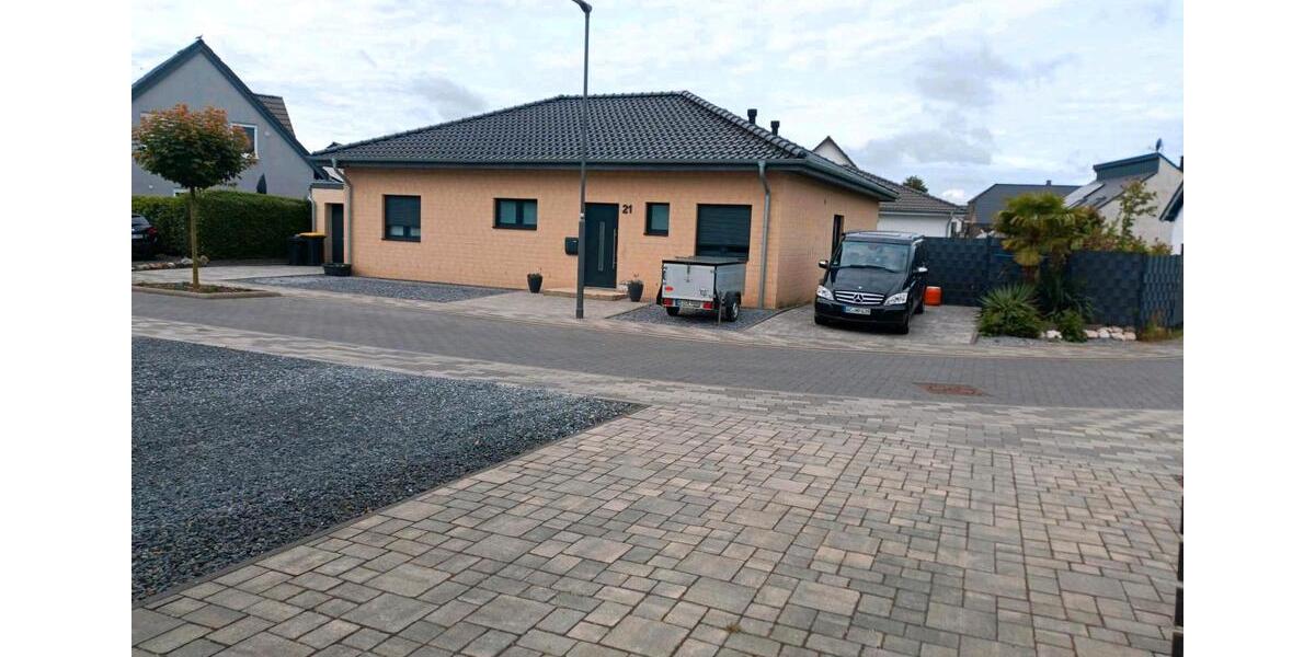 Bungalow Baesweiler - 5 Zimmer, 116 m&sup2;, 625.000&euro; | Angebot:26852316