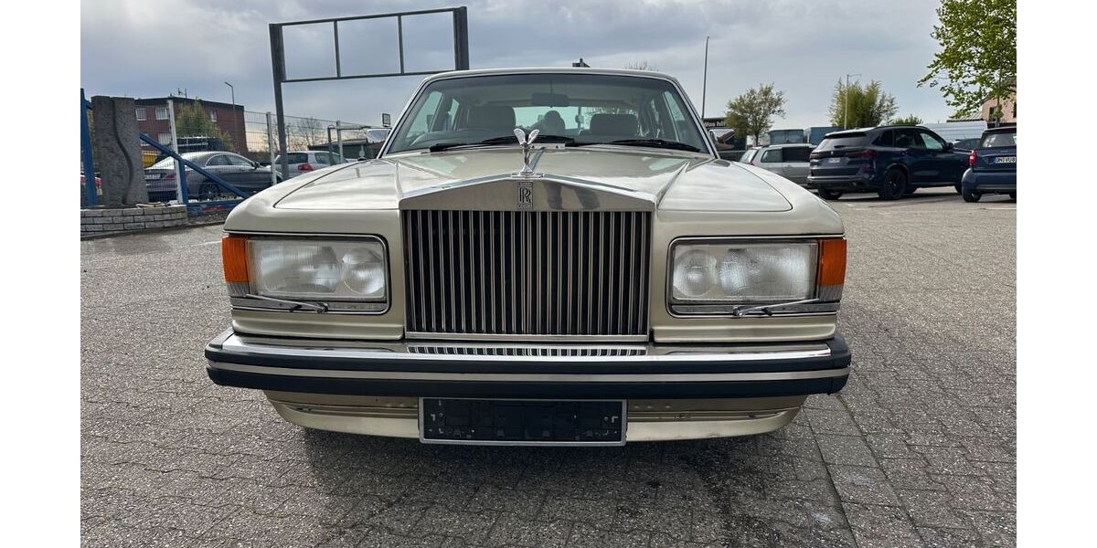 Rolls Royce Silver Spirit 108.921 km 10.900 &euro; Alsdorf 52477