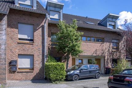 Demnächst frei! 6-Zimmer-Wohnung in Aachen