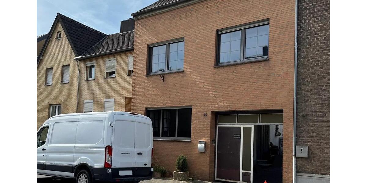 Modernisiertes Reihenmittelhaus sofort bezugsfertig 4.5 zimmer