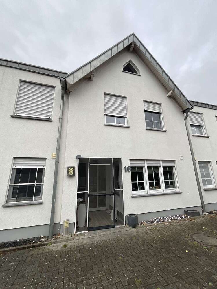 Haus zum Mieten in Heinsberg 495 € 92 m²