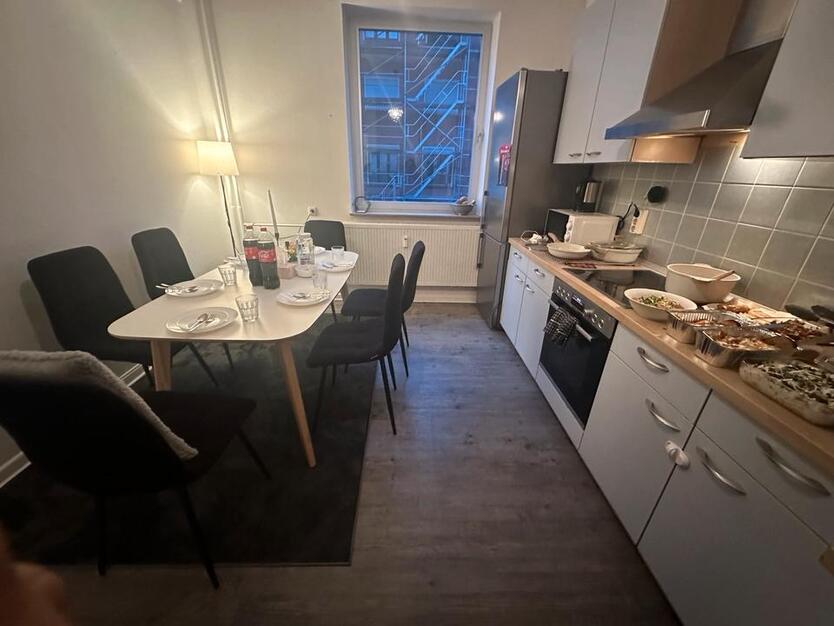 2-Zimmer-Wohnung zur Zwischenmiete (nur für 1 Monat) zimmer