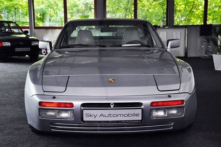 944