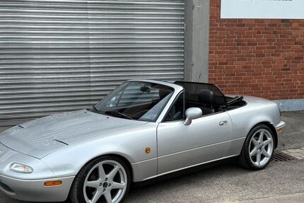 Mazda MX-5 121.780 km 11.999 € Düren 52353