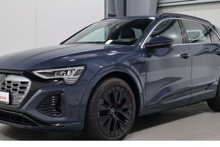 Audi Q8 e-tron 17.677 km 59.870 &euro; Aachen 52078