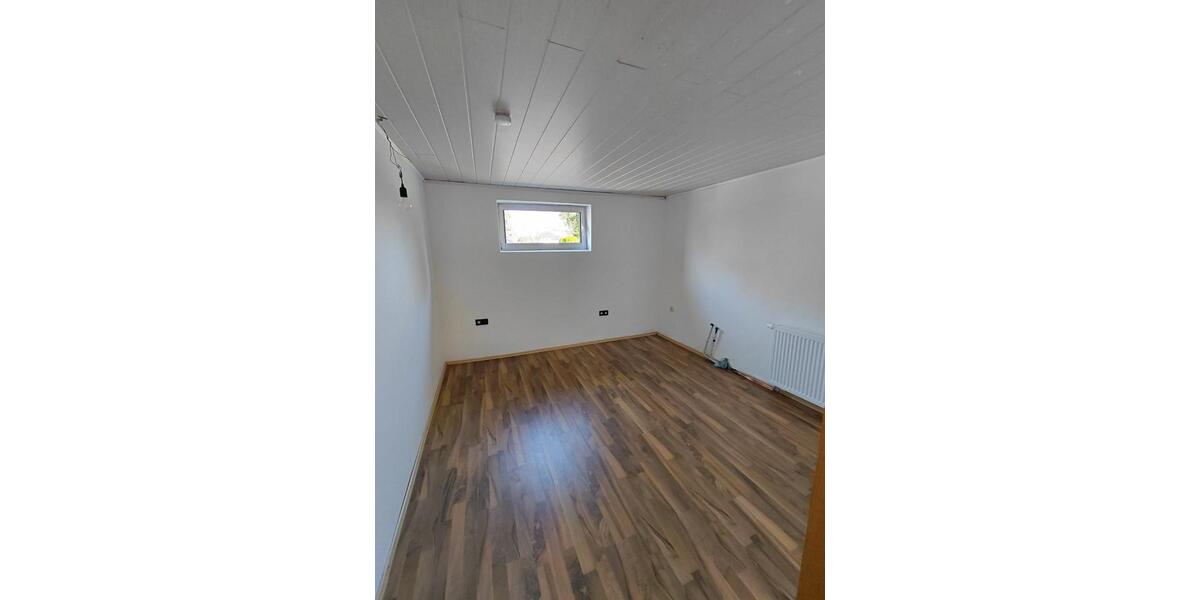 Einfamilienhaus Linnich - 6 Zimmer, 130 m&sup2;, 1.150&euro; | Angebot:25595847