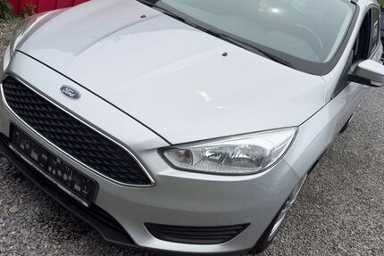 Ford Focus 153.000 km 5.990 &euro; Aachen 52080