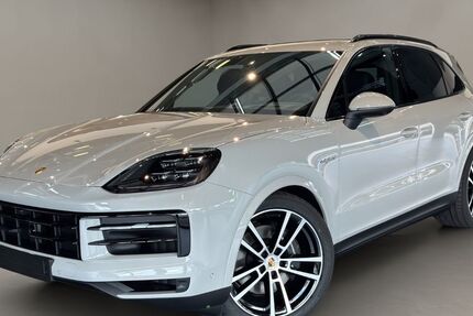 Porsche Cayenne 13.515 km 107.900 &euro; Aachen 52068
