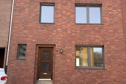 Haus Düren Distelrath - 3 Zimmer, 120 m&sup2;, 1.390&euro; | Angebot:25405562