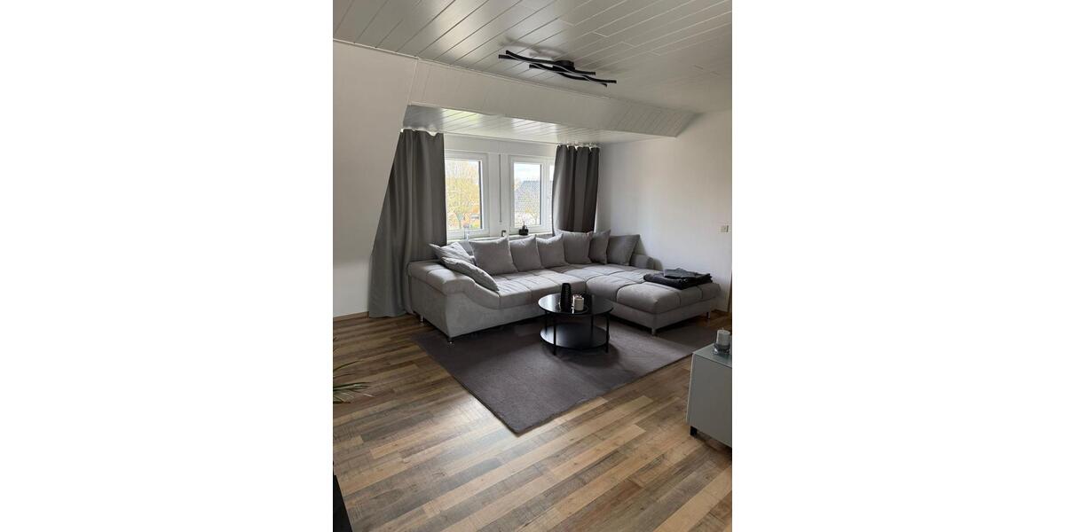 Dachgeschoßwohnung Baesweiler - 2 Zimmer, 70 m&sup2;, 740&euro; | Angebot:25723656