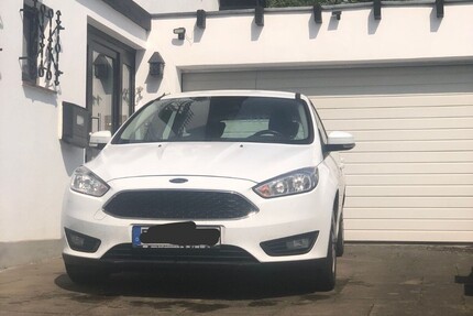 Ford Focus 103.000 km 6.900 € Kreuzau 52372
