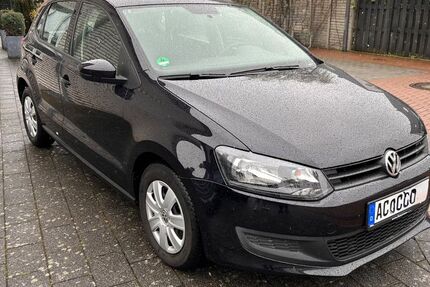 VW Polo 62.000 km 6.400 &euro; Aachen 52078