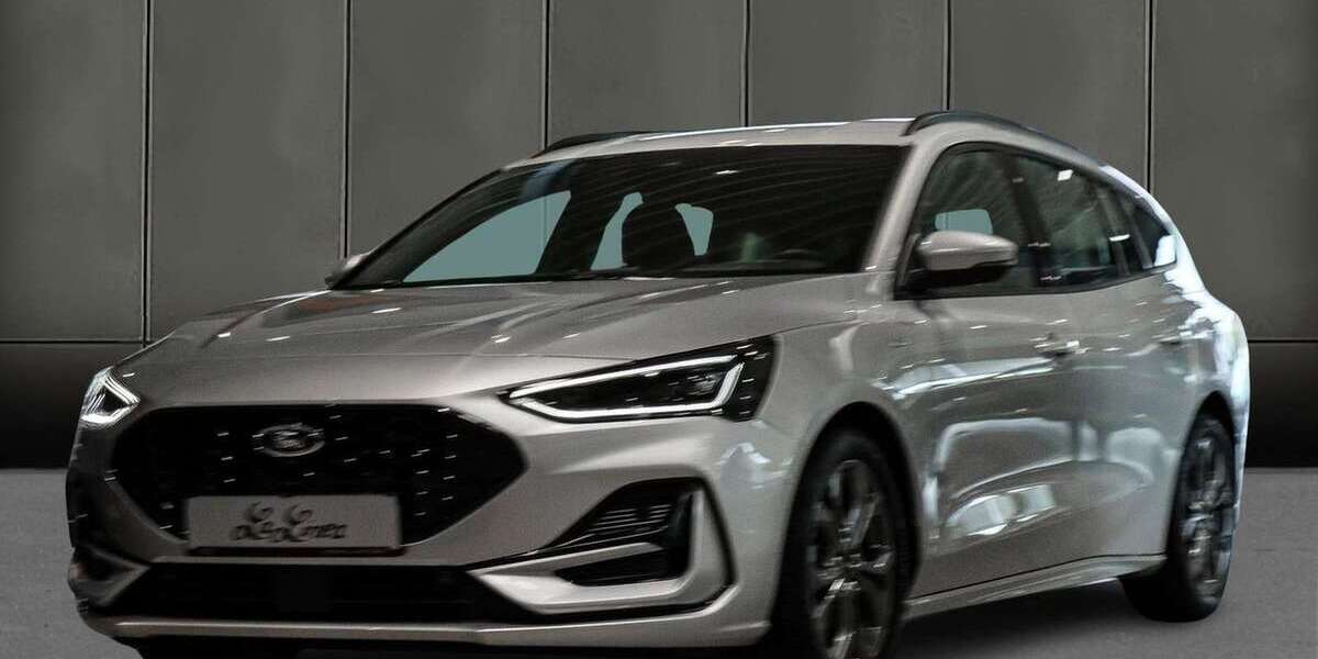 Ford Focus 2.500 km 32.990 &euro; Düren 52349