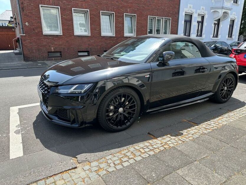 TT