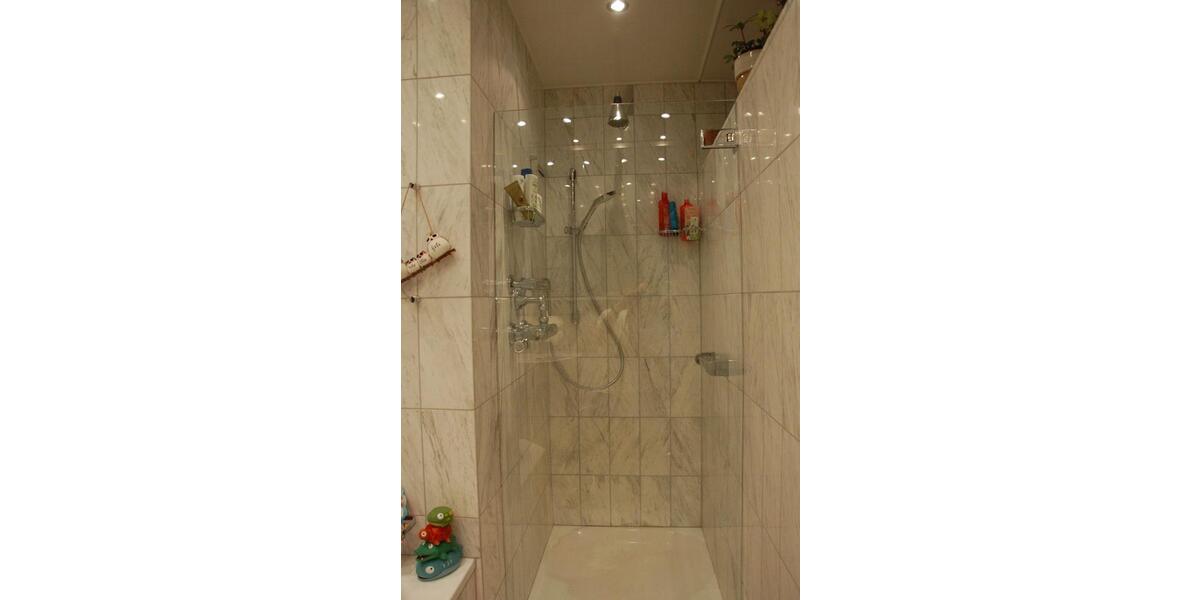 Hochparterre Aachen Aachen-Mitte - 5 Zimmer, 125 m&sup2;, 1.800&euro; | Angebot:25170751