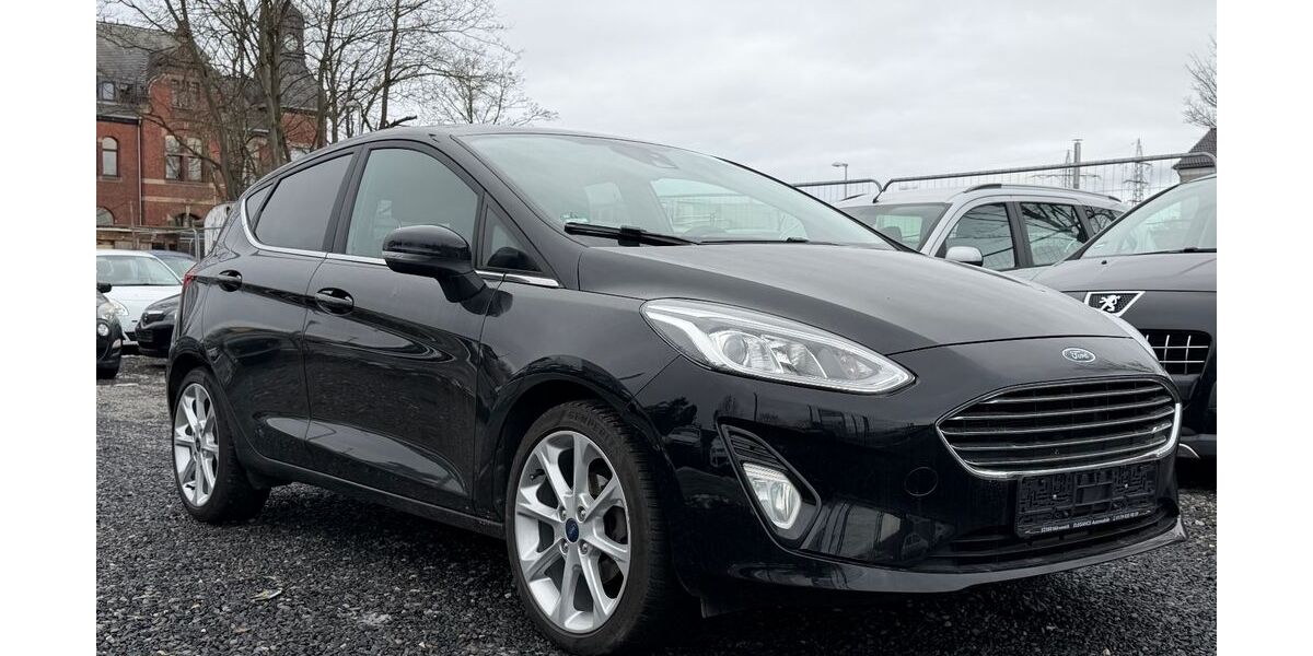 Ford Fiesta 70.200 km 7.900 &euro; Düren 52349