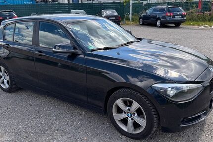BMW 118 198.000 km 4.750 &euro; Würselen 52146