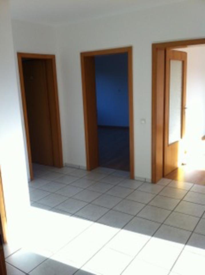 Helle 3-Zimmer-Wohnung im 2. OG zimmer