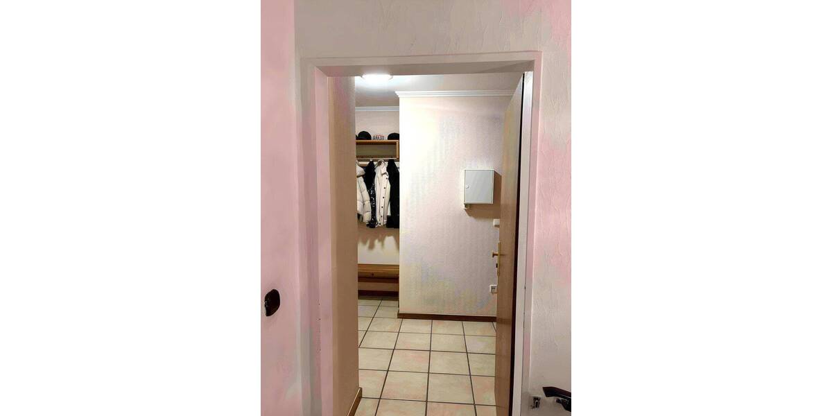 Etagenwohnung Düren Arnoldsweiler - 3 Zimmer, 92 m&sup2;, 1.300&euro; | Angebot:26805223
