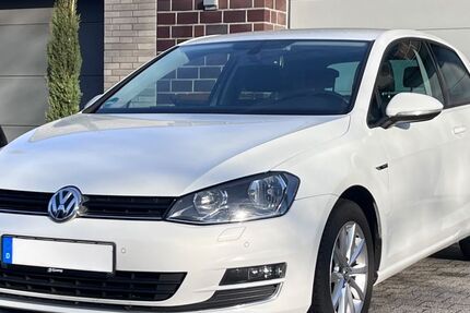 VW Golf 146.570 km 7.999 &euro; Selfkant 52538