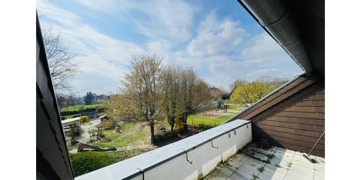 Exklusive Penthousewohnung mit Balkon und Blick ins Grüne - 97m2 3 zimmer