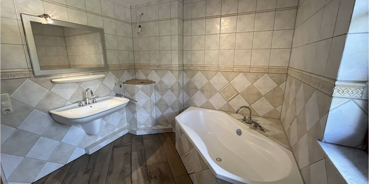 Reihenmittelhaus Stolberg (Rheinland) Büsbach - 5 Zimmer, 238 m&sup2;, 595.000&euro; | Angebot:25677449