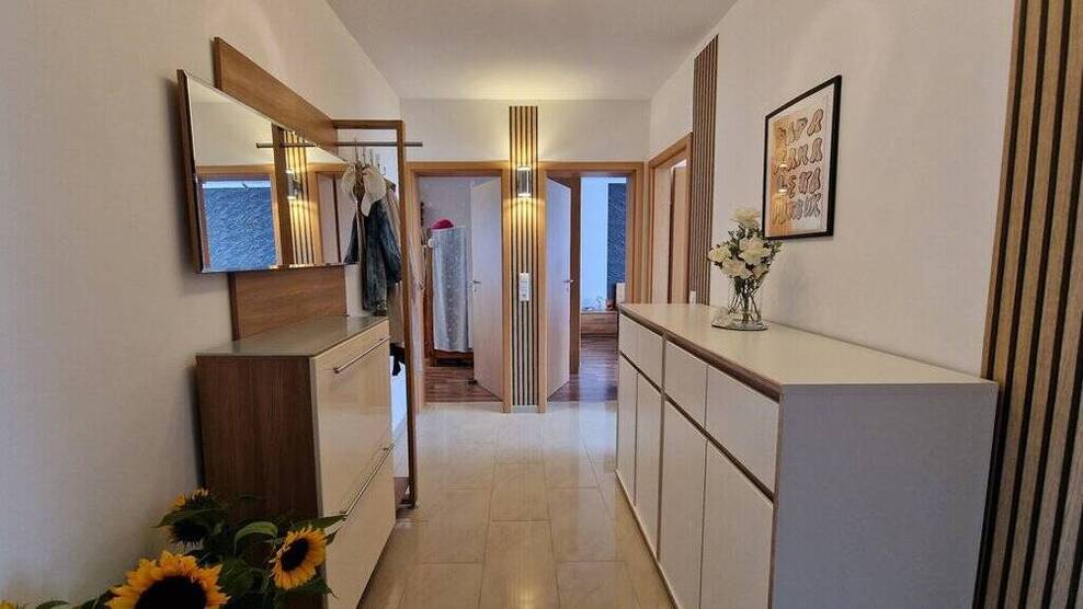 Einziehen und Wohlfühlen! Umfassend modernisierte 3-Zimmerwohnung mit Balkon in Forst