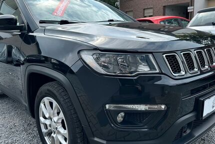 Jeep Compass 129.303 km 17.350 € Aachen 52080