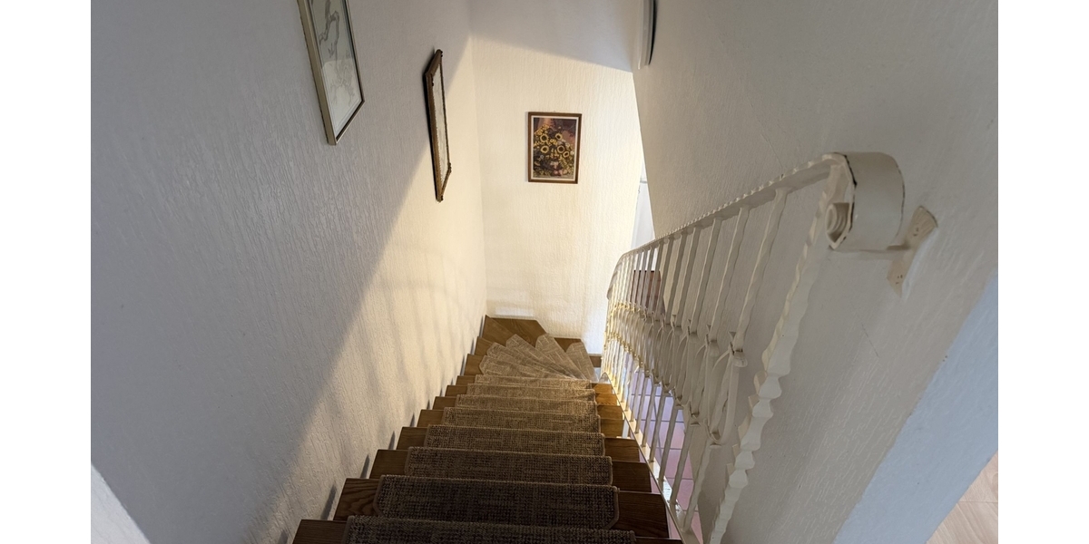 3D: Familienglück in ruhiger Lage - Sehr gepflegtes Einfamilienhaus mit Kamin, Balkon und viel Platz - Reihenendhaus Gangelt | Angebot:26777849
